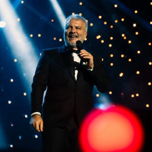 Fred Mayrink apresenta Sinatra for You em Brasília
