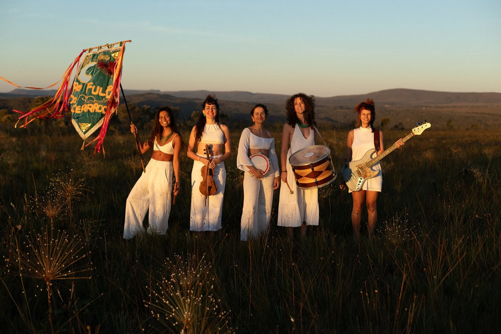As Fulô do Cerrado lançam ‘De Rio a Rua’, o primeiro álbum do grupo