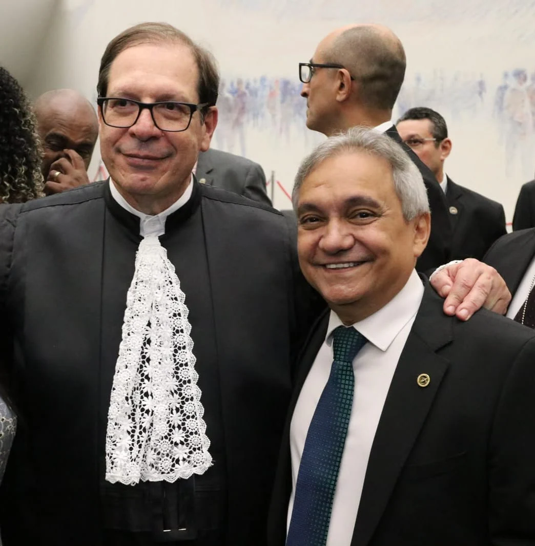 Costa Neto participa da posse da nova administração do STJ